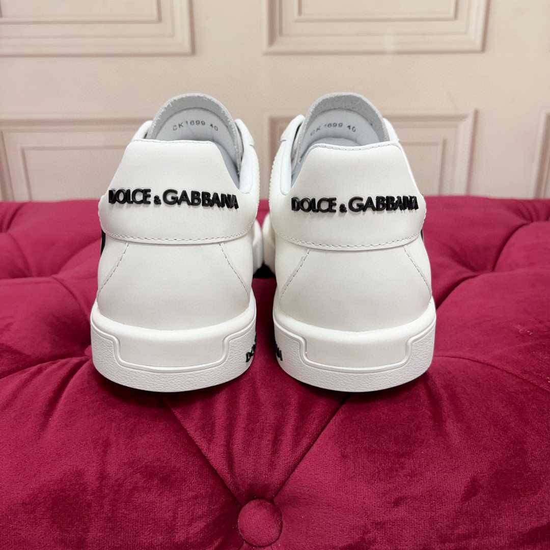 דולצ'ה גאבנה סניקרס לבן שחור