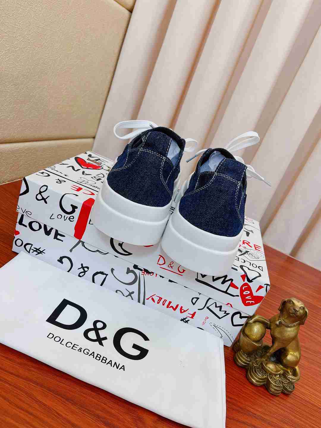 דולצ'ה גאבנה ג'ינס