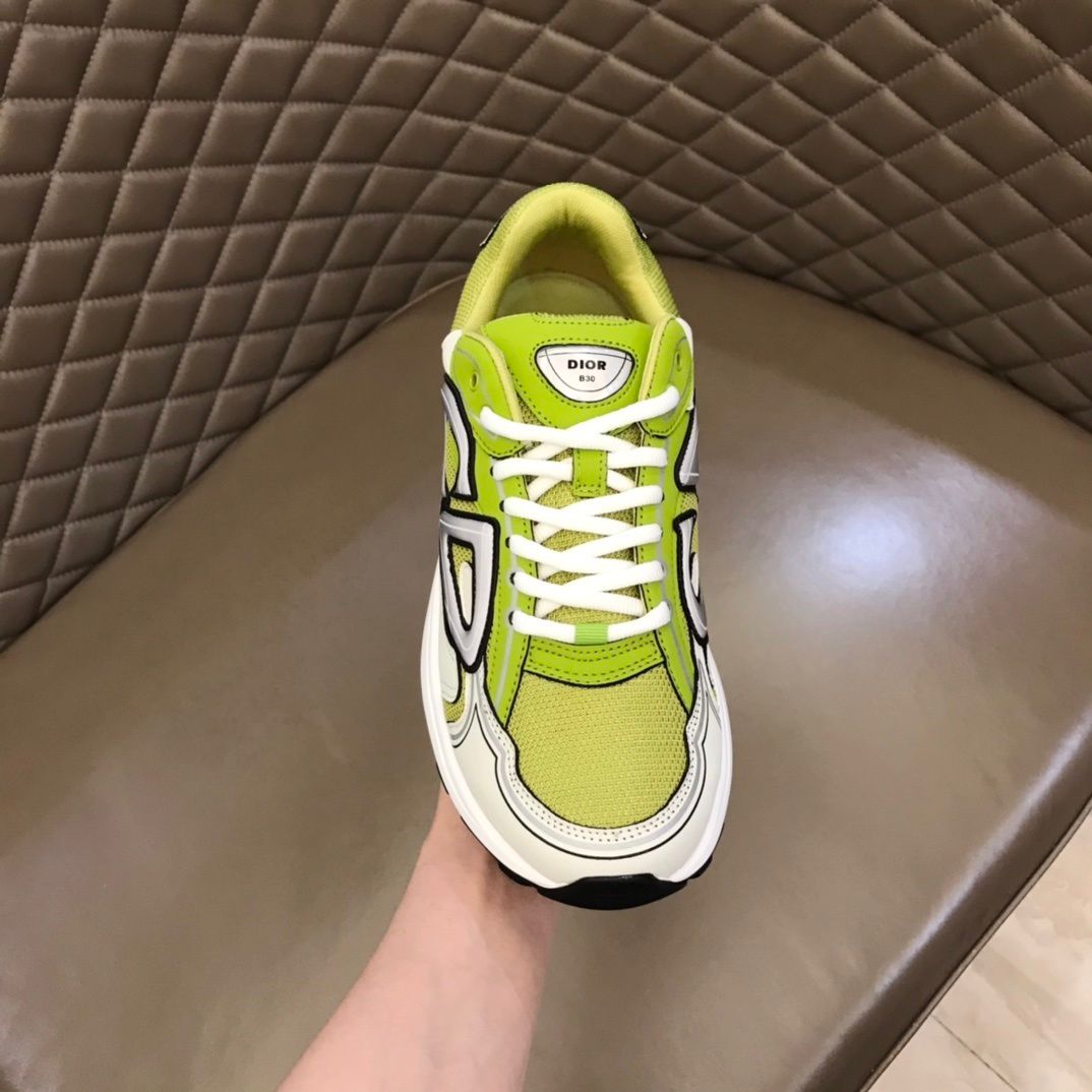 CD דיור ספורט אלגנט ירוק בהיר