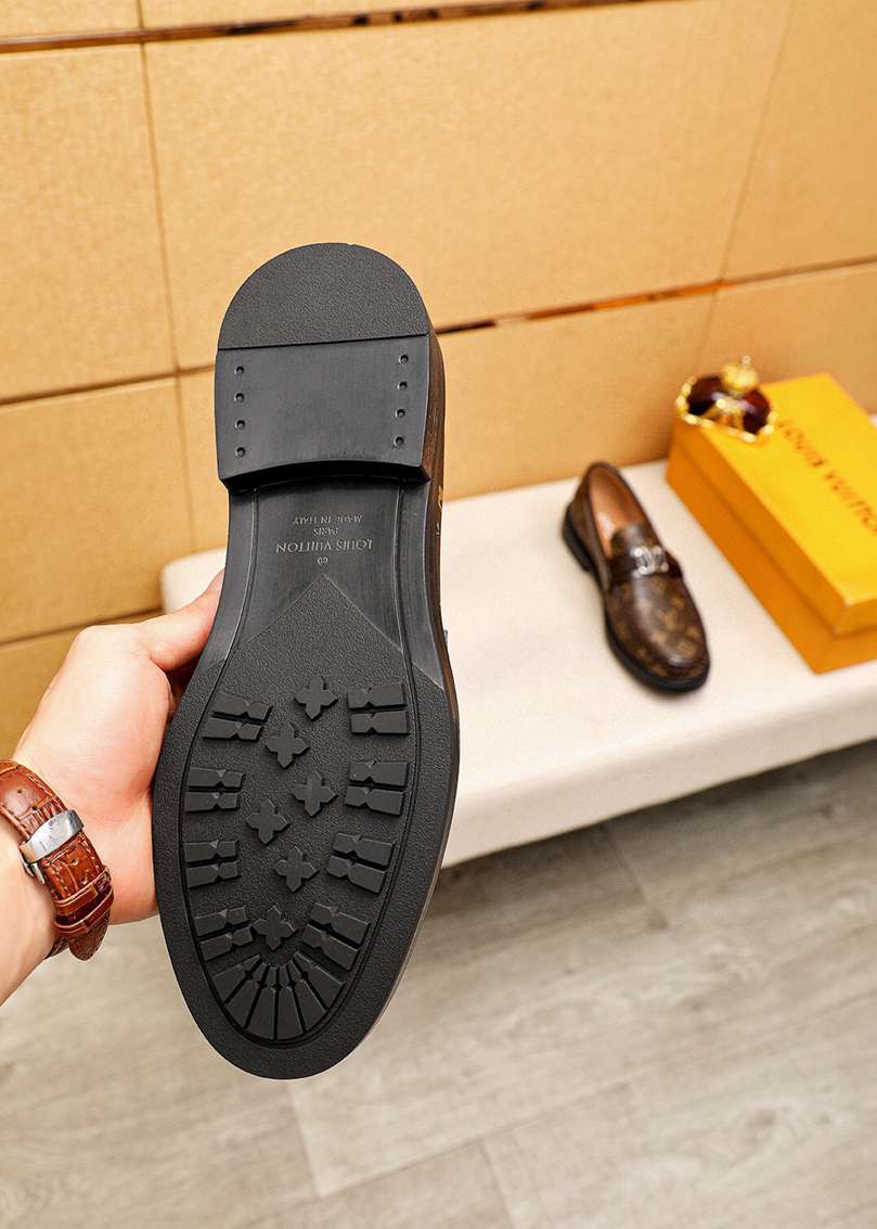 לואי ויטון מוקסין חום עור מלא