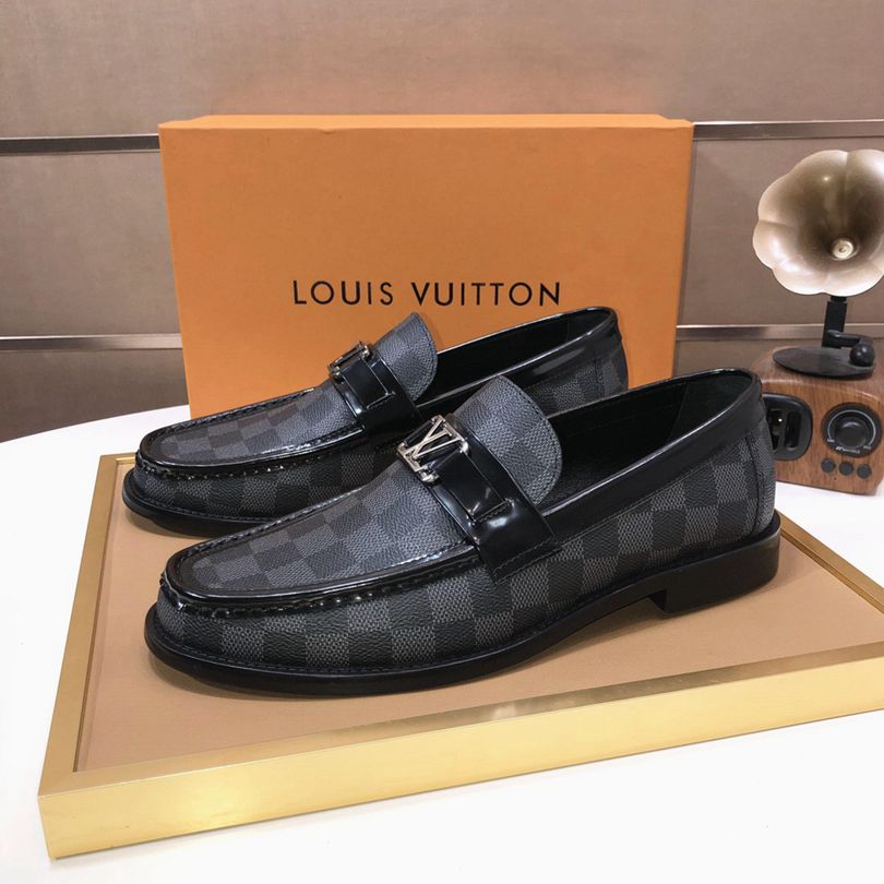 לואי ויטון מוקסין שחור משבצות