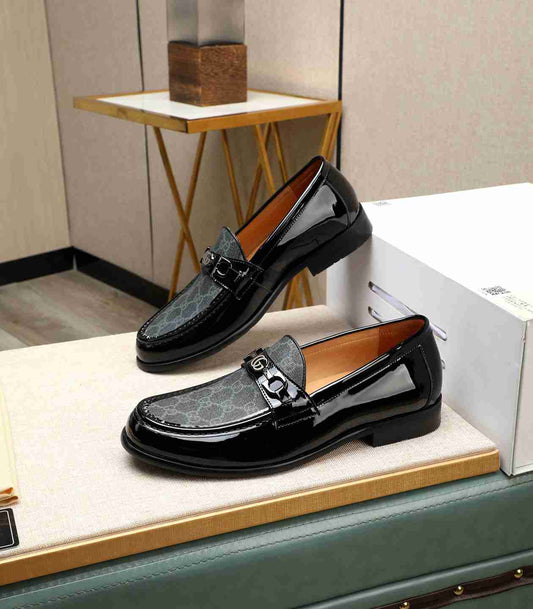 גוצ'י מוקסין שחור אפור חצי עור