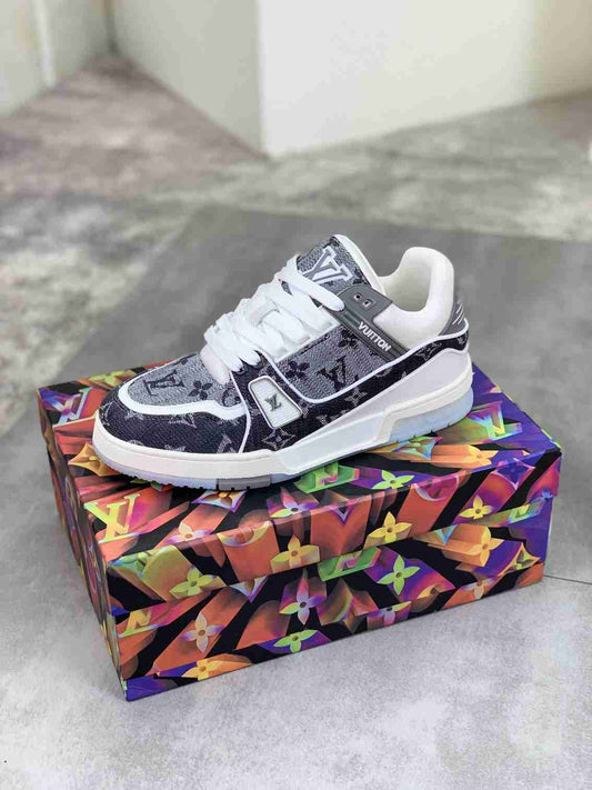 ג'ינס שחור Traine לואי ויטון