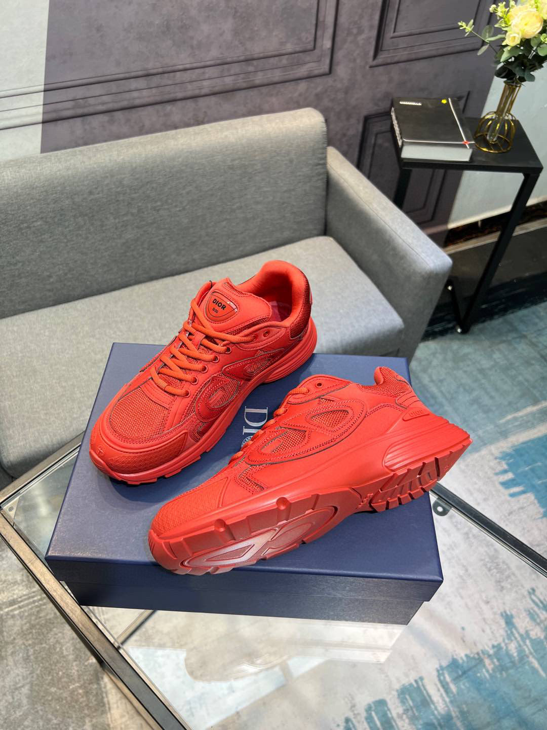 דיור ספורט אלגנט אדום