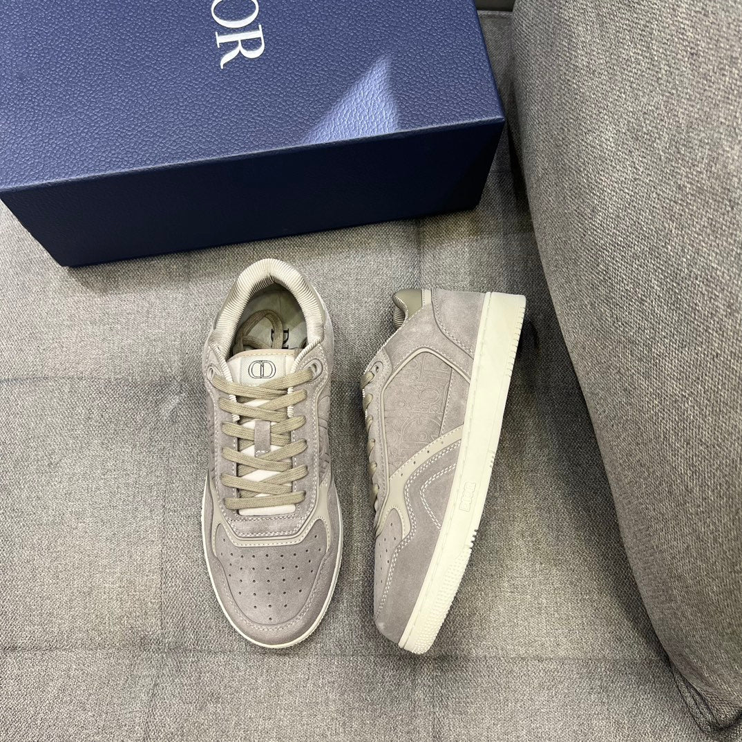 דיור סניקרס אפור