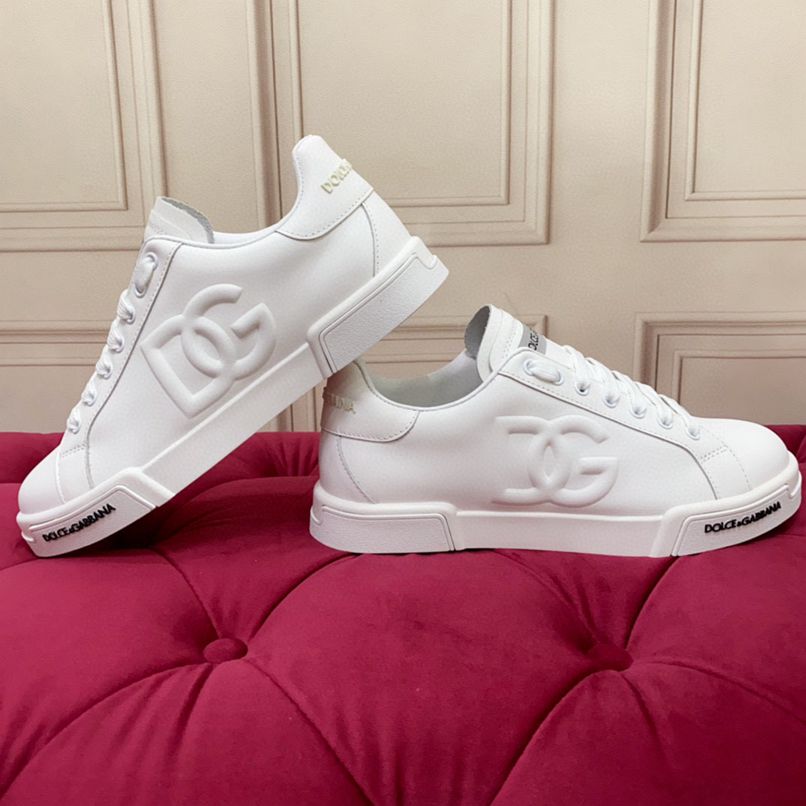 דולצ'ה גאבנה סניקרס לבן מט