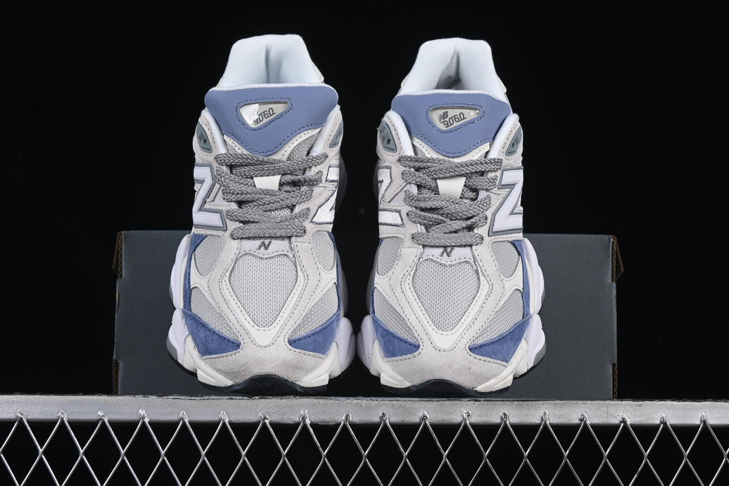 ניו באלנס 9060 לבן כחול