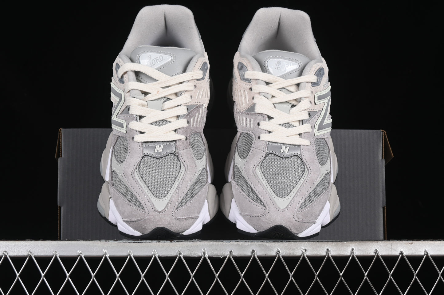 ניו באלנס 9060 אפור