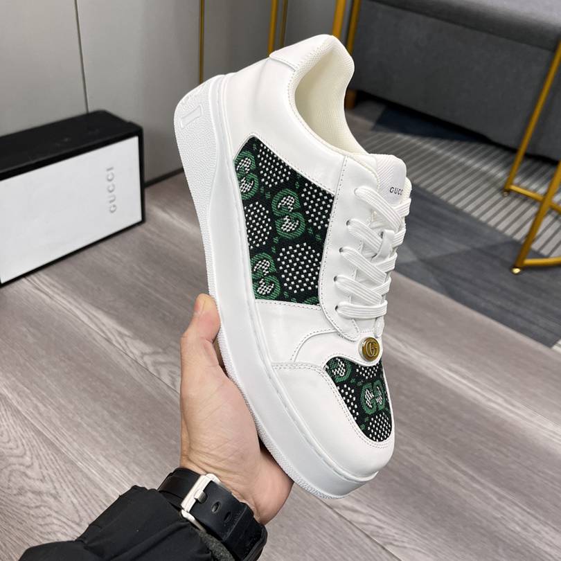 גוצ'י סניקרס לבן