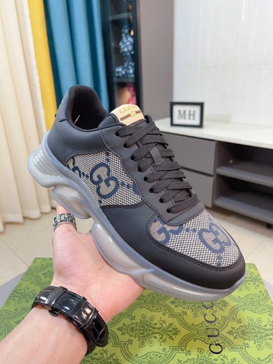 גוצ'י ספורט אלגנט כחול