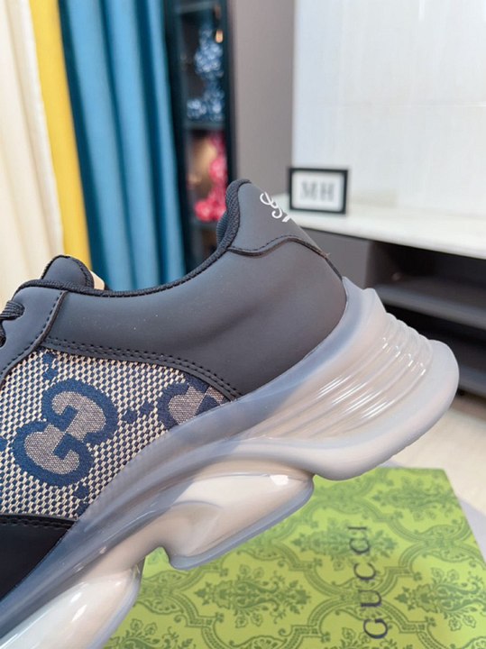 גוצ'י ספורט אלגנט כחול