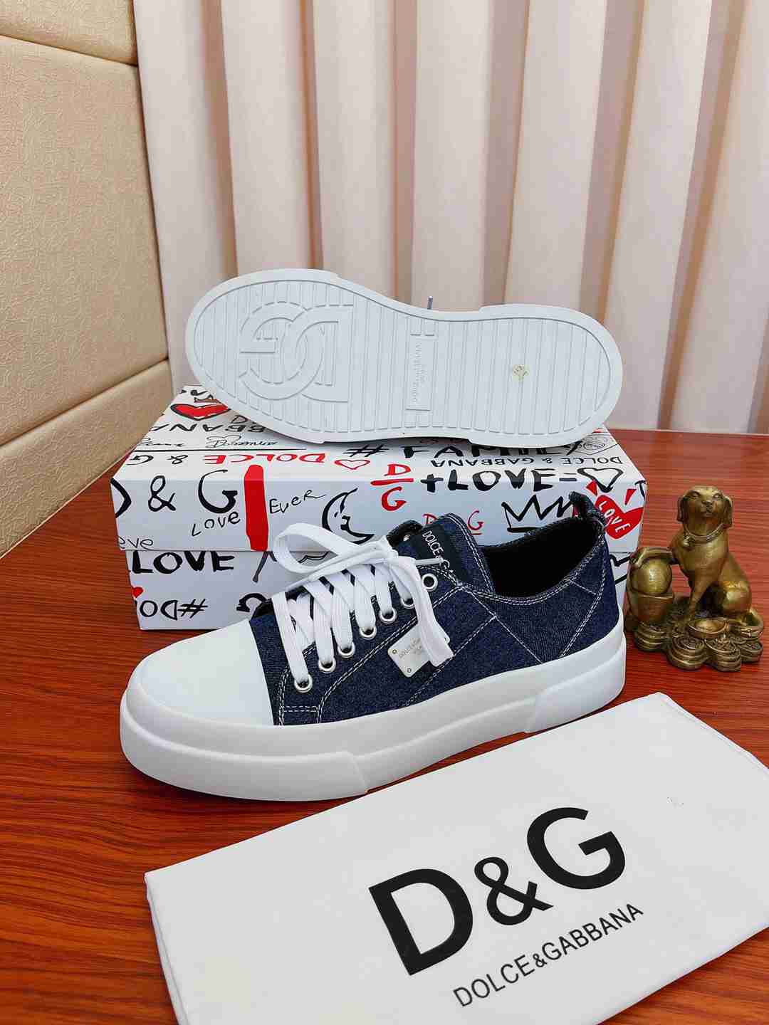 דולצ'ה גאבנה ג'ינס