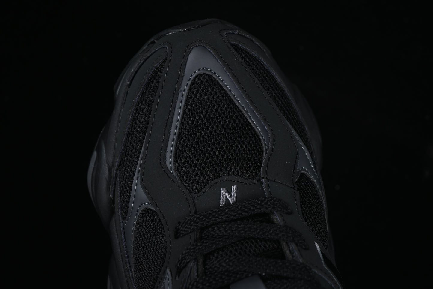 ניו באלנס 9060 שחור