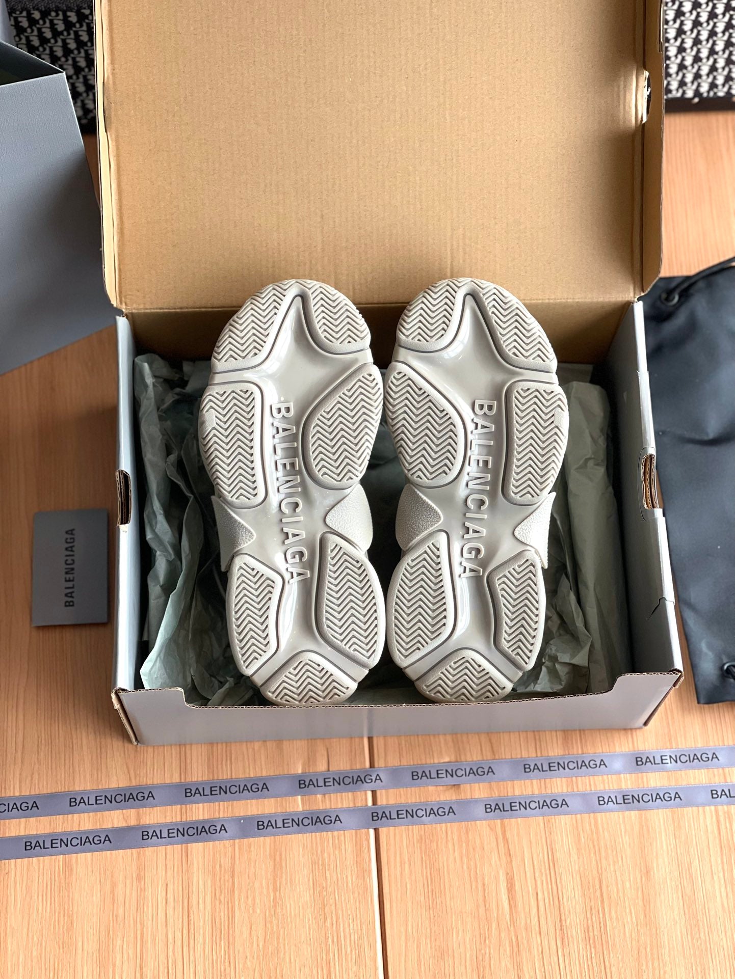 באלנסיאגה ספורט אלגנט בז