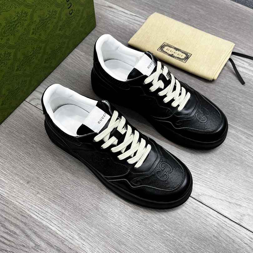 גוצ'י סניקרס שחור מט