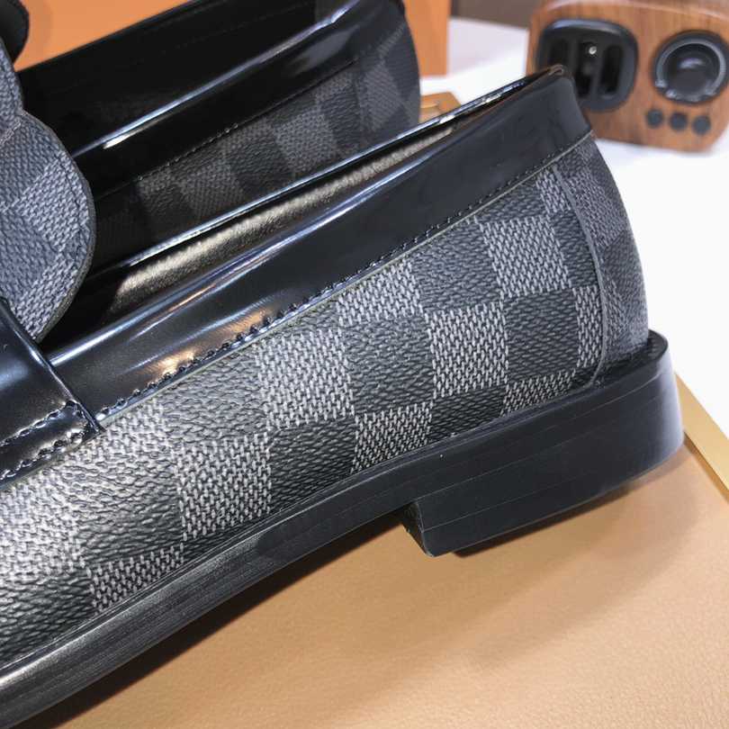 לואי ויטון מוקסין שחור משבצות