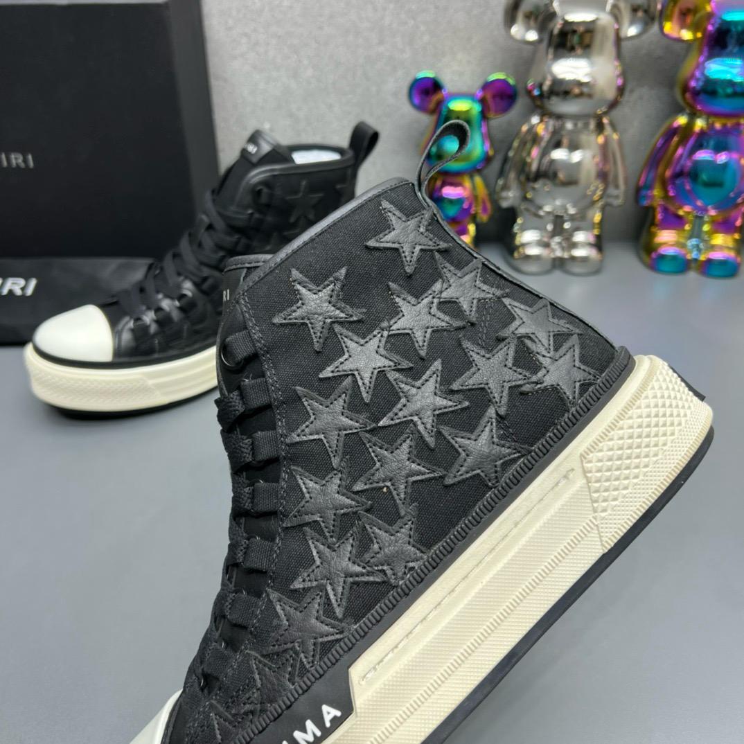 אמירי גבוהות כוכבים שחור