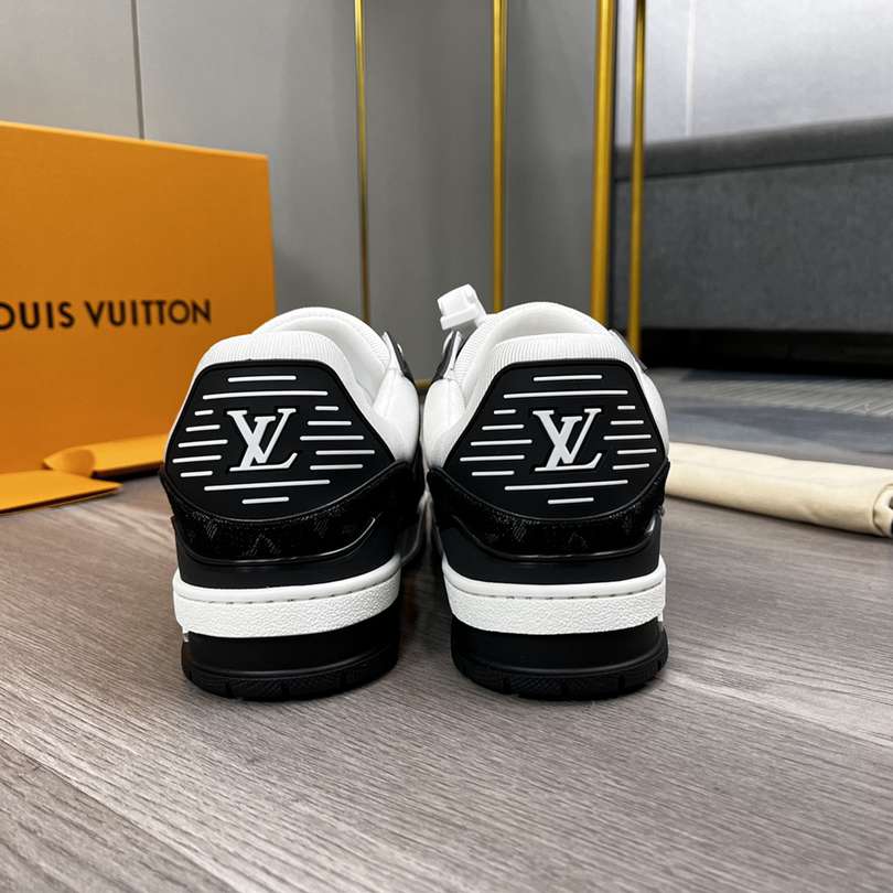 שחור sneakers לואי ויטון