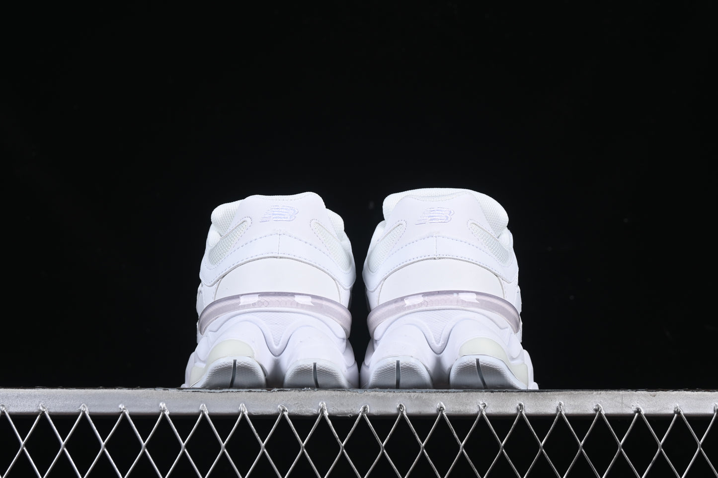 ניו באלנס 9060 לבן