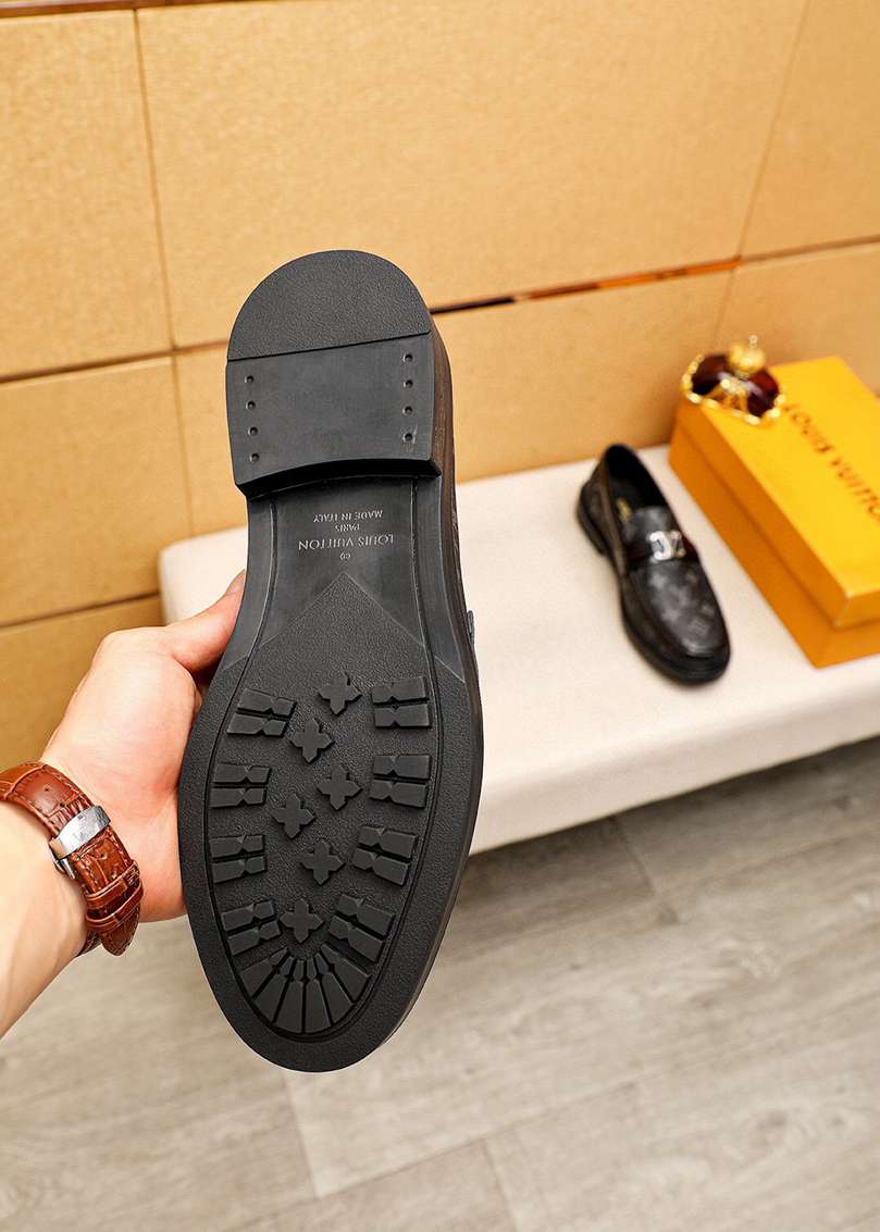 לואי ויטון מוקסין שחור עור מלא